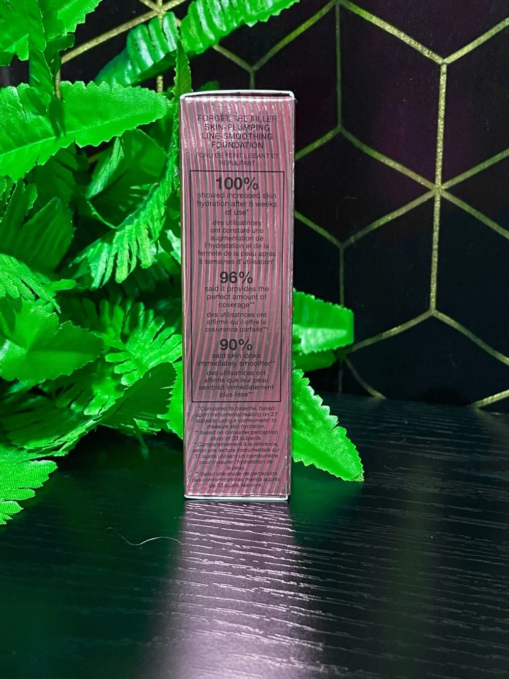 LAWLESS Skin-Plumping Line Smoothing Foundation - Fair 4L
